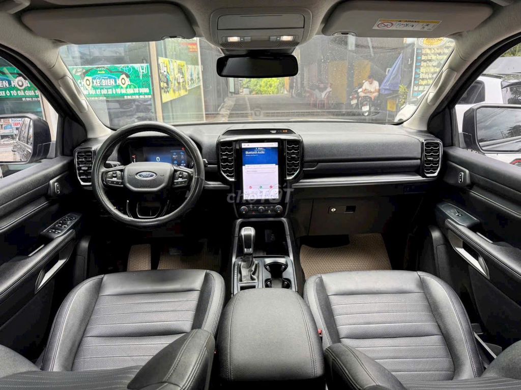 Ford Everest 2023 - ảnh 3