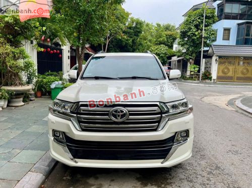 Toyota Land Cruiser VX 4.6 V8 2017 - ảnh 1