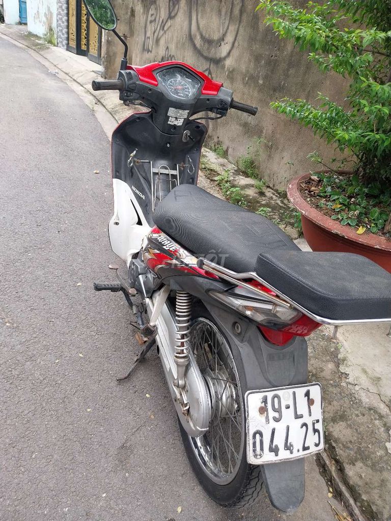 Honda Wave 2012 - ảnh 3