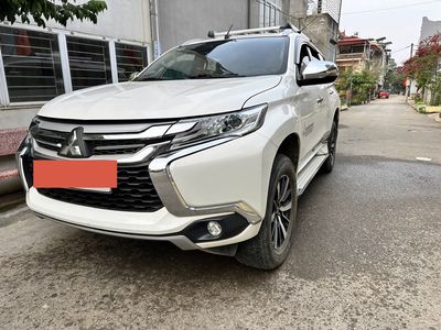 Mitsubishi Pajero Sport - ảnh 1