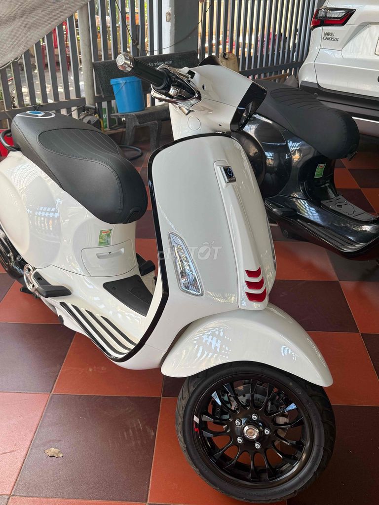 Piaggio Vespa 2022 - ảnh 5