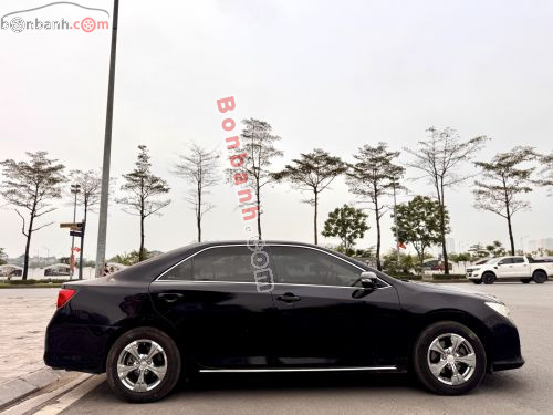 Toyota Camry 2.0E 2013 - ảnh 5