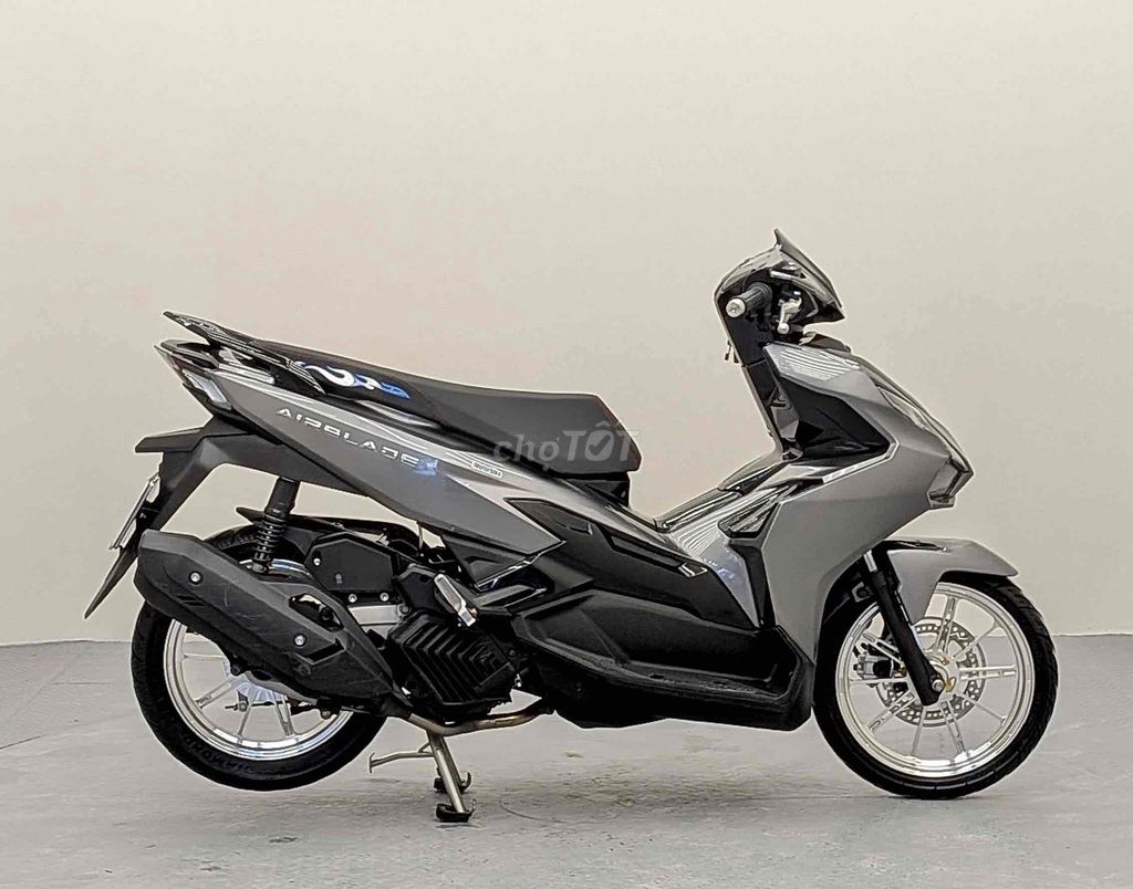 Honda Air Blade 2022 - ảnh 4