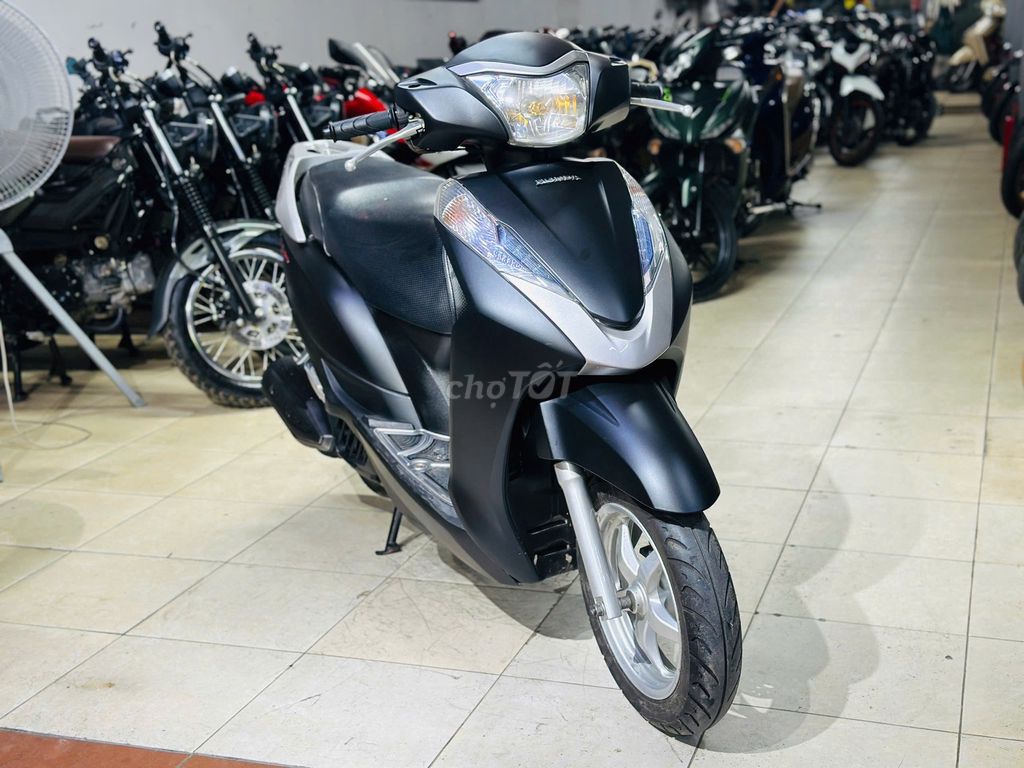 XE M 2017 - ảnh 1
