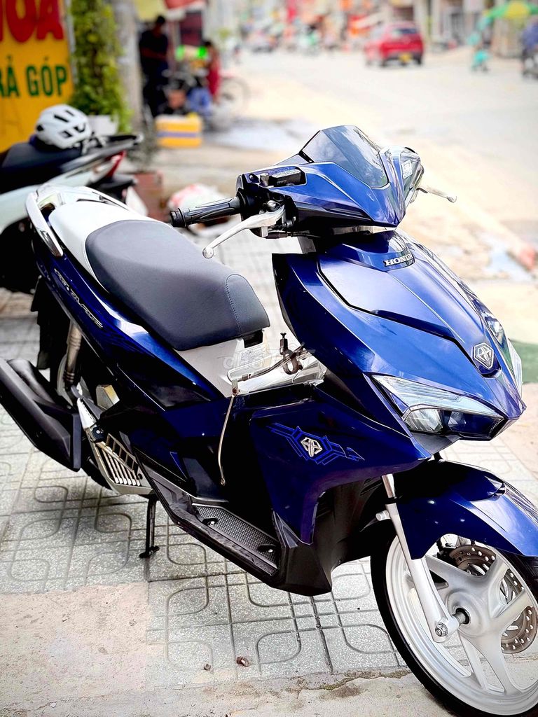 Honda Air Blade 2018 - ảnh 1
