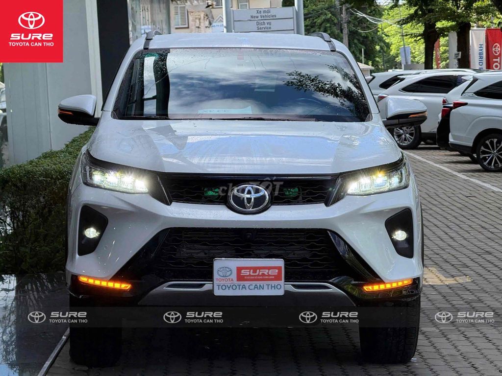 Toyota Fortuner 2022 - ảnh 1