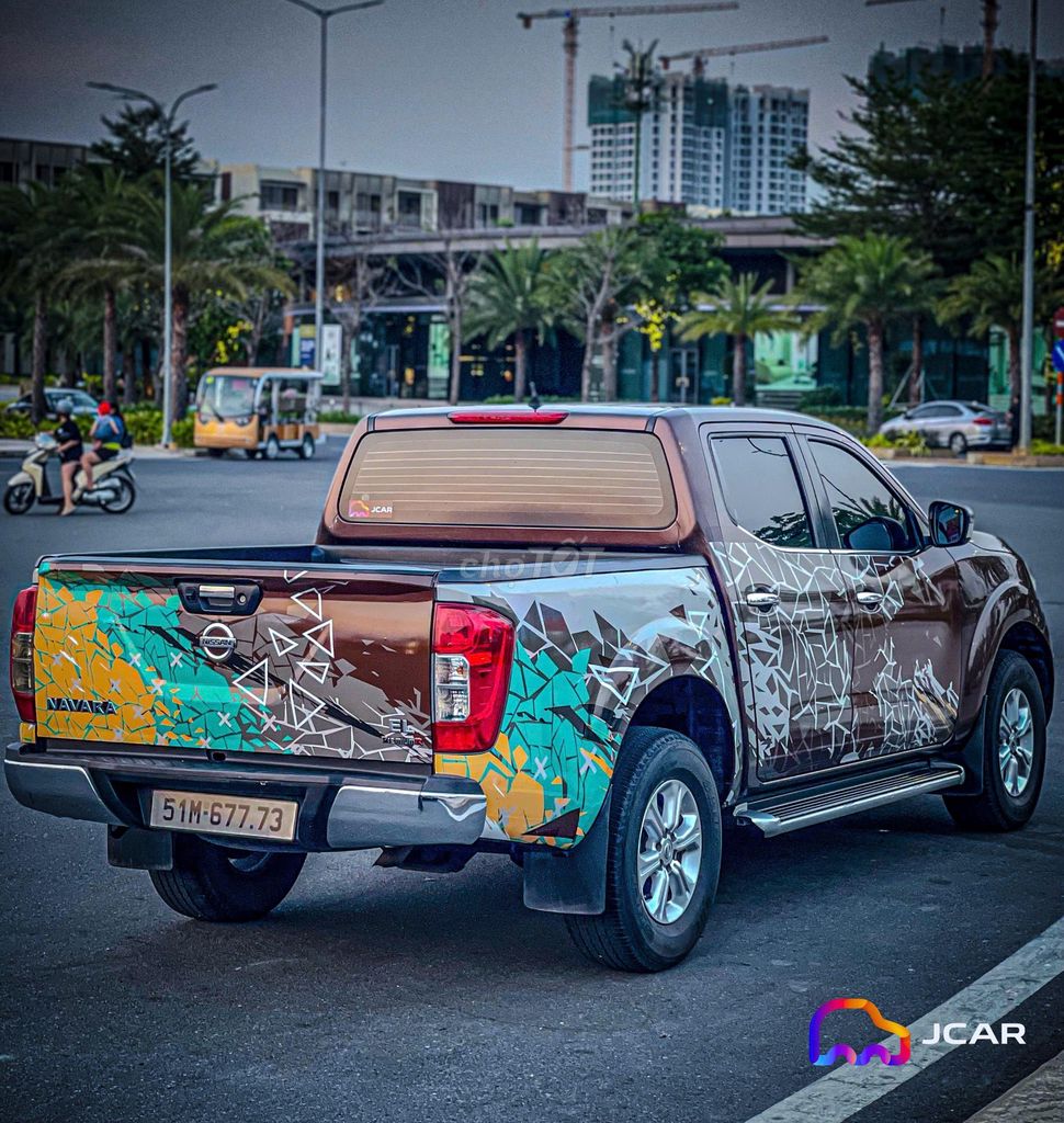 Nissan Navara - ảnh 3