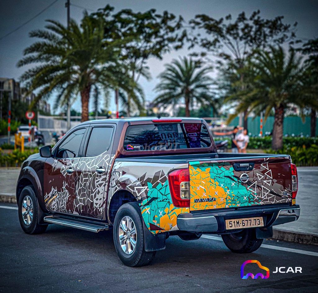 Nissan Navara - ảnh 4