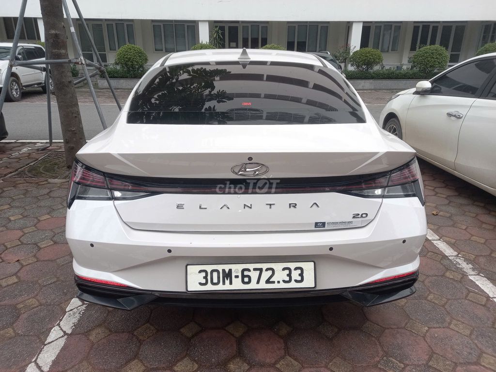 Hyundai Elantra 2022 - ảnh 2