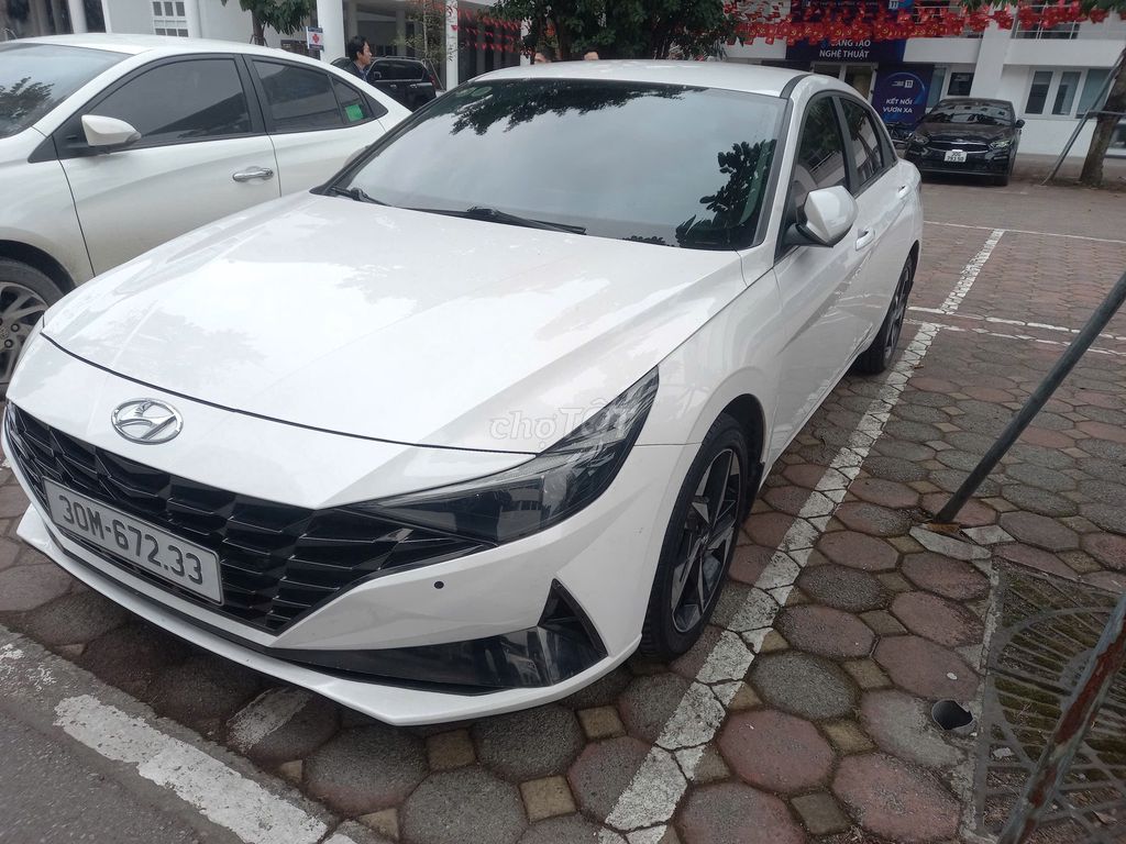 Hyundai Elantra 2022 - ảnh 5