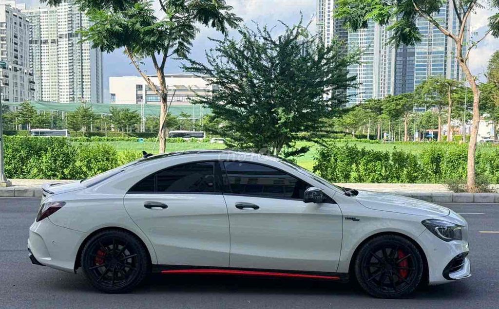 Mercedes-Benz 2014 - ảnh 4