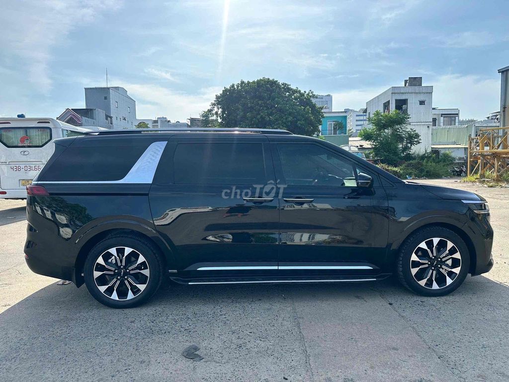 Kia Carnival 2021 - ảnh 4