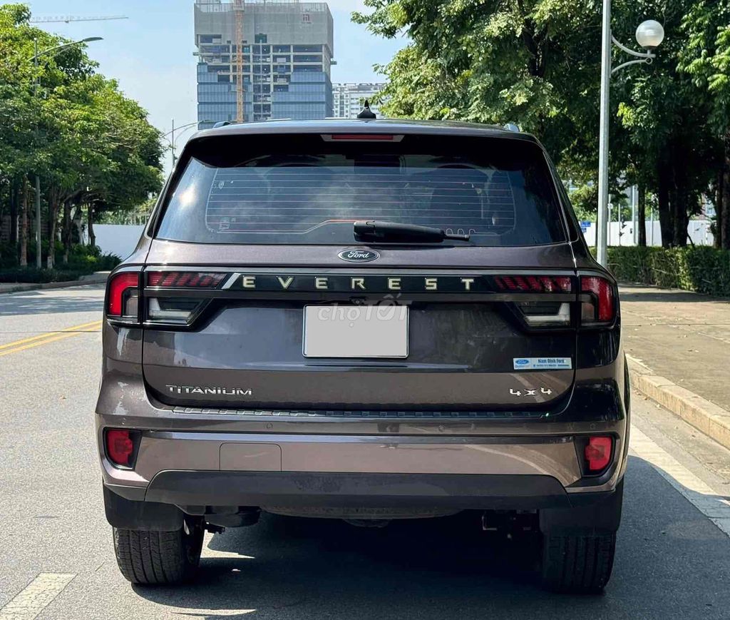 Ford Everest 2023 - ảnh 2