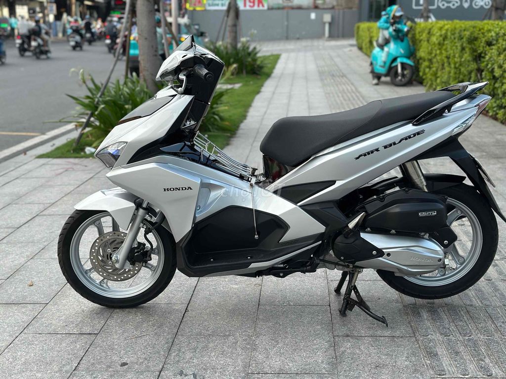 Honda Air Blade 2017 - ảnh 5