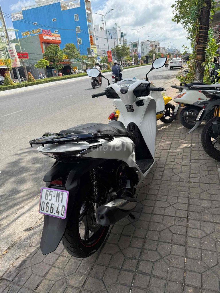 Honda SH 2023 - ảnh 4