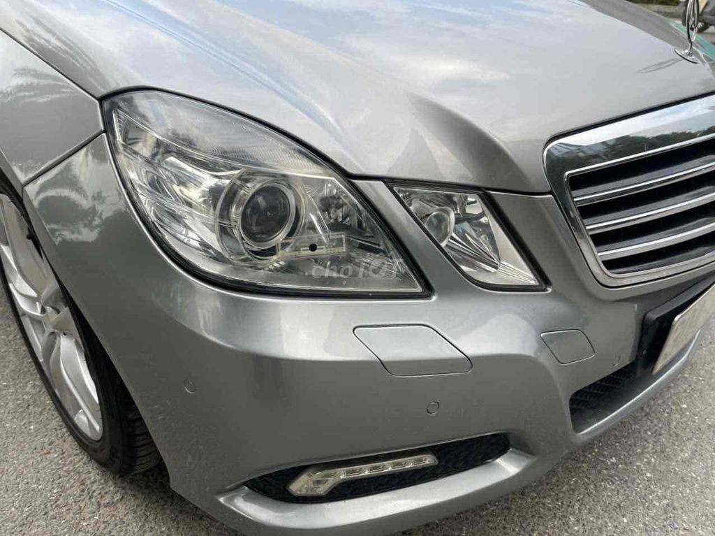 Mercedes-Benz 2010 - ảnh 2