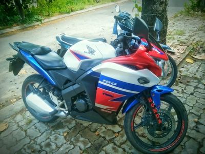 Honda CBR 2011 - ảnh 1