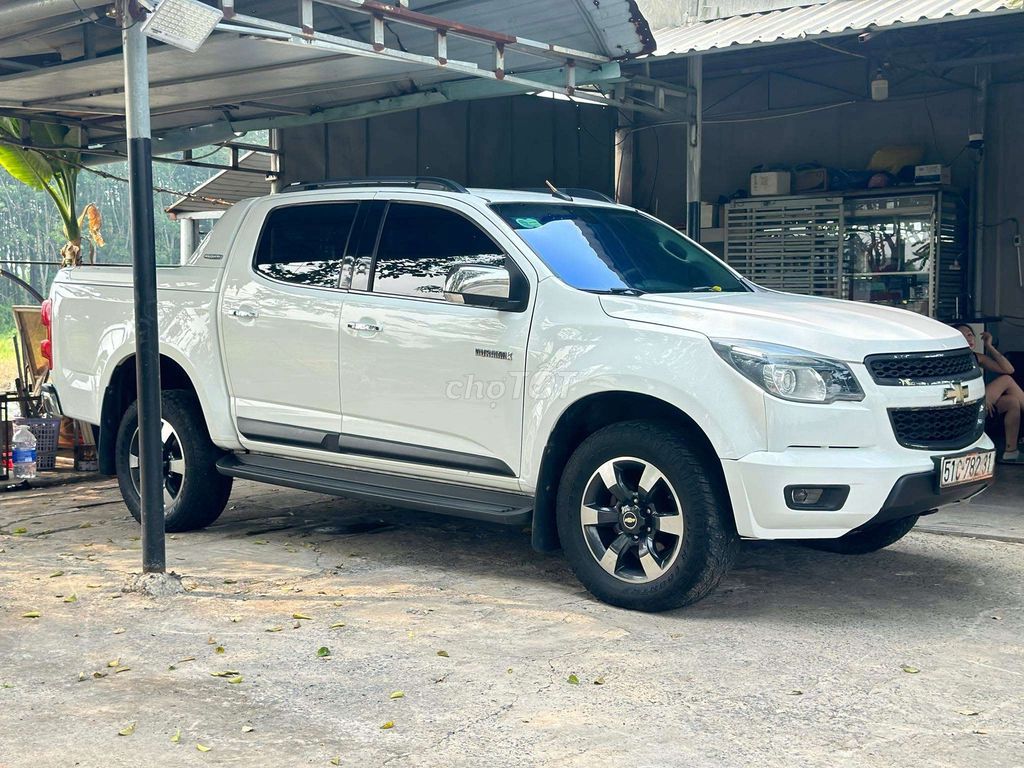 Chevrolet Colorado - ảnh 1