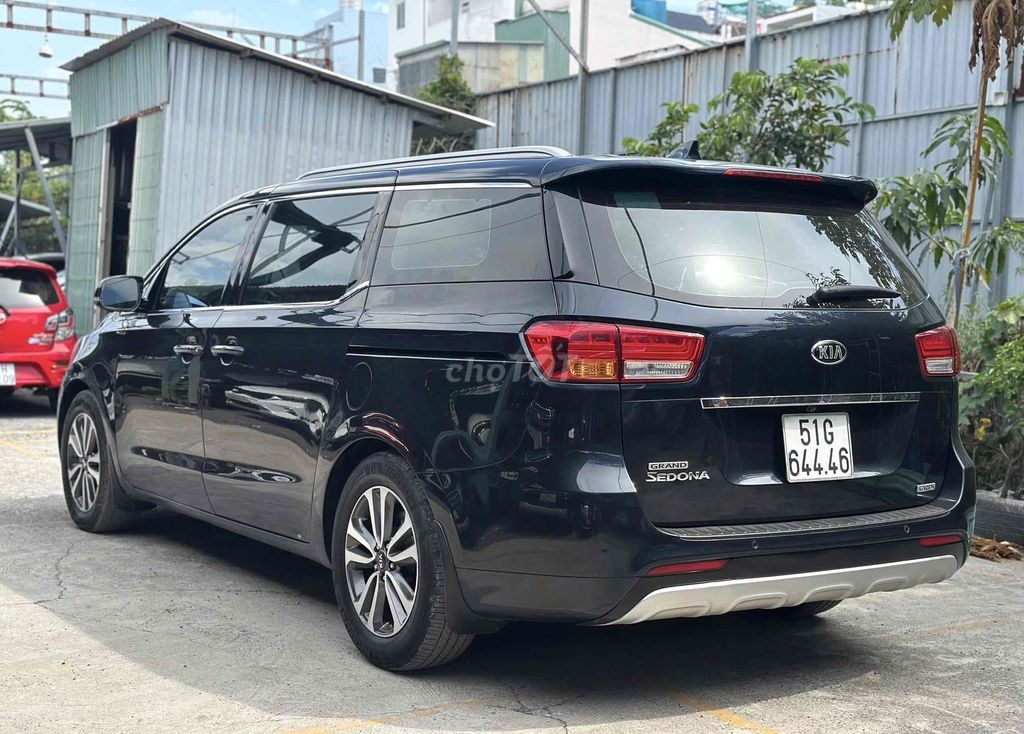 Kia Sedona 2018 - ảnh 3