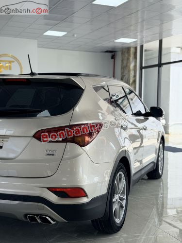 Hyundai SantaFe 2.2L 4WD 2017 - ảnh 4