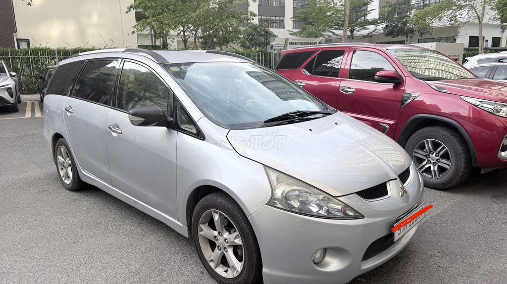 Mitsubishi Grandis 2008 - ảnh 1