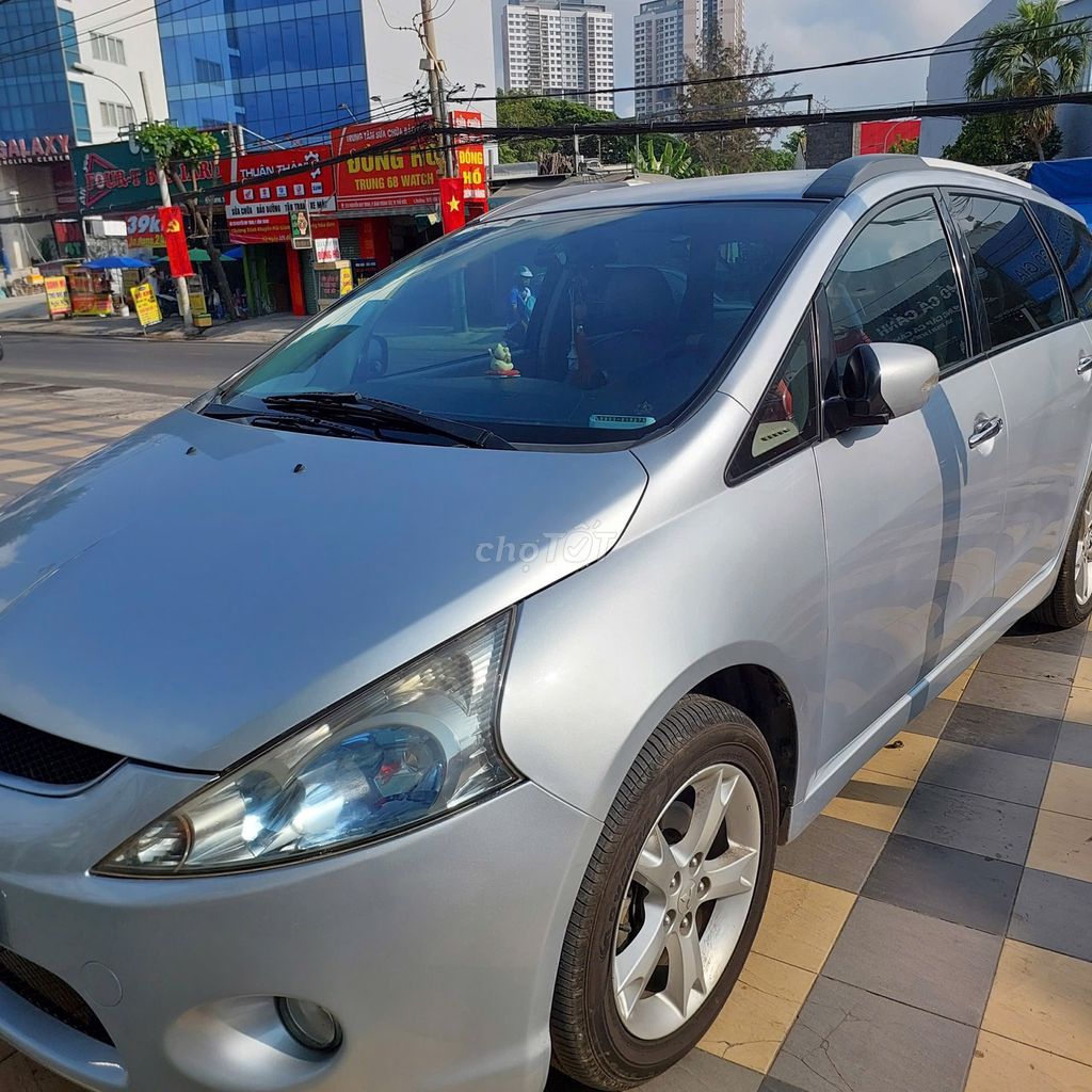 Mitsubishi Grandis 2008 - ảnh 3