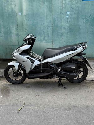 Honda Air Blade 2021 - ảnh 1