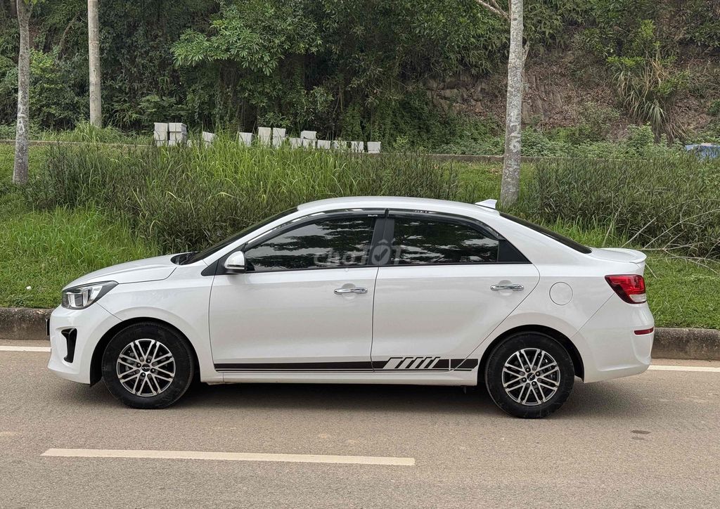Kia Soluto 2024 - ảnh 4