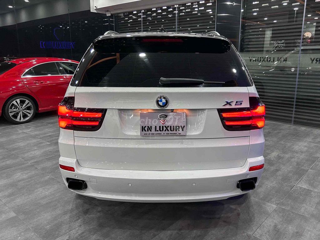 BMW X5 2009 - ảnh 2
