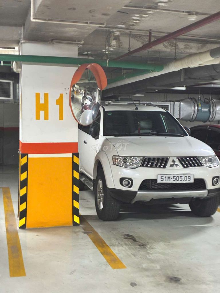Mitsubishi Pajero Sport 2012 - ảnh 1