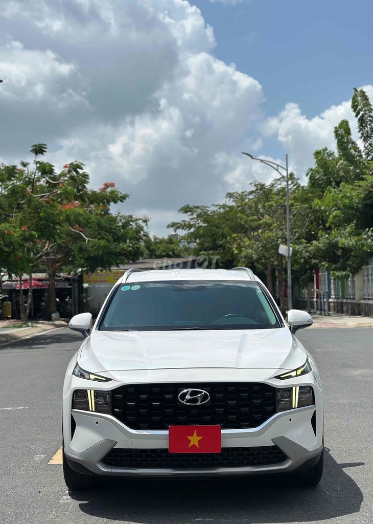 Hyundai Santa Fe - ảnh 1