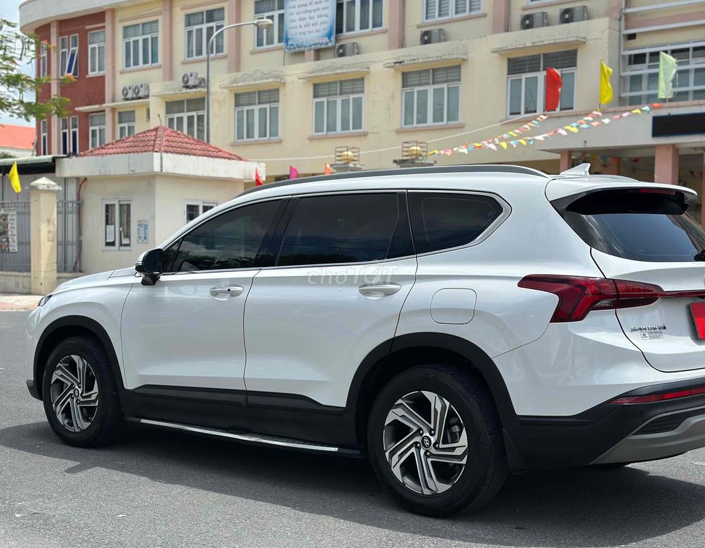 Hyundai Santa Fe - ảnh 5