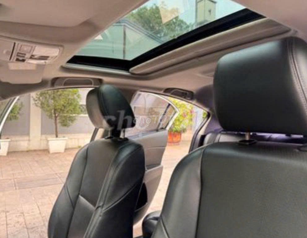 Mazda 3 2010 - ảnh 4