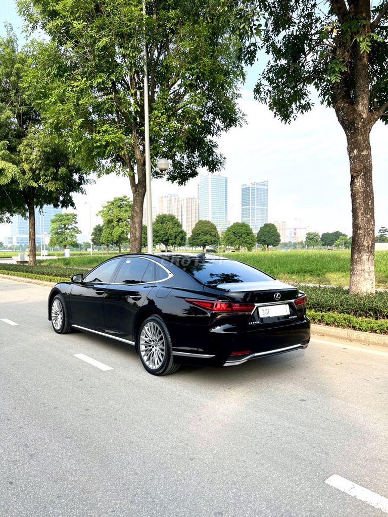 Lexus LS 2025 - ảnh 3