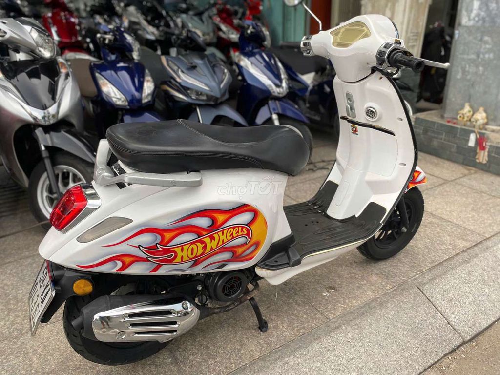 Piaggio Vespa 2023 - ảnh 4