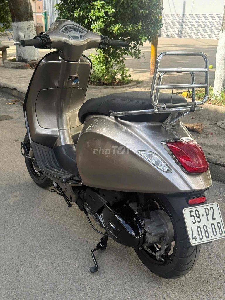 Piaggio Vespa 2017 - ảnh 4