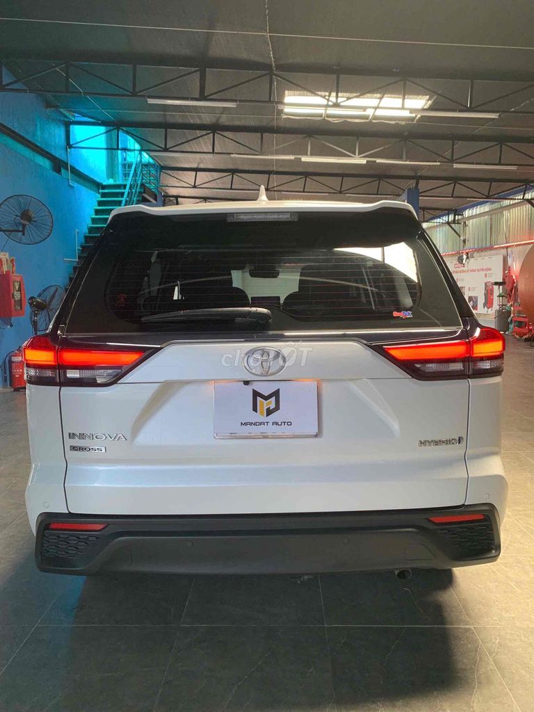 Toyota Innova Cross 2025 - ảnh 2
