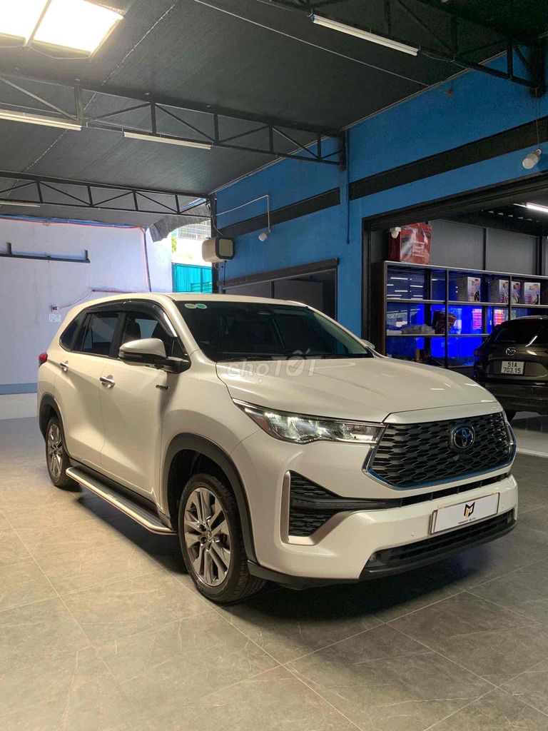 Toyota Innova Cross 2025 - ảnh 4