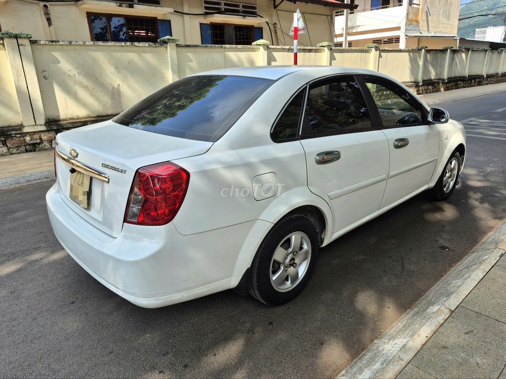 Chevrolet Lacetti 2013 - ảnh 3