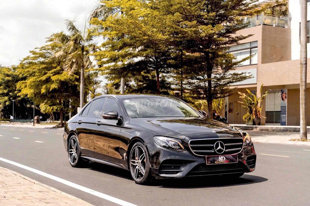 Mercedes-Benz 2019 - ảnh 2