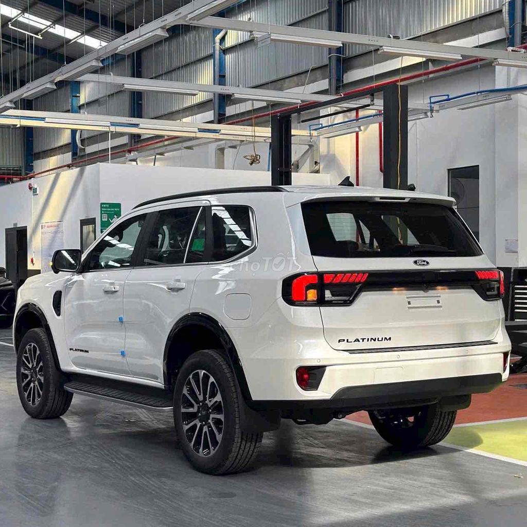 Ford Everest 2026 - ảnh 3