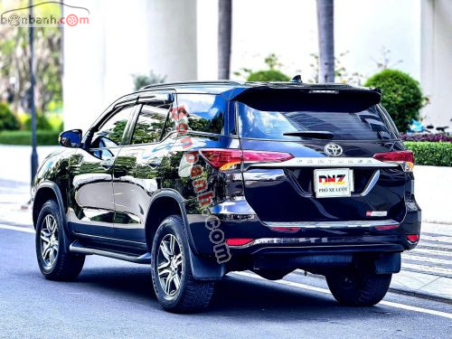 Toyota Fortuner 2.4G 4x2 MT 2019 - ảnh 4