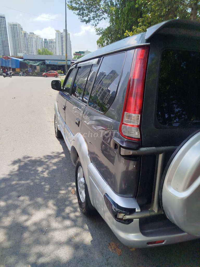 Mitsubishi 2005 - ảnh 2