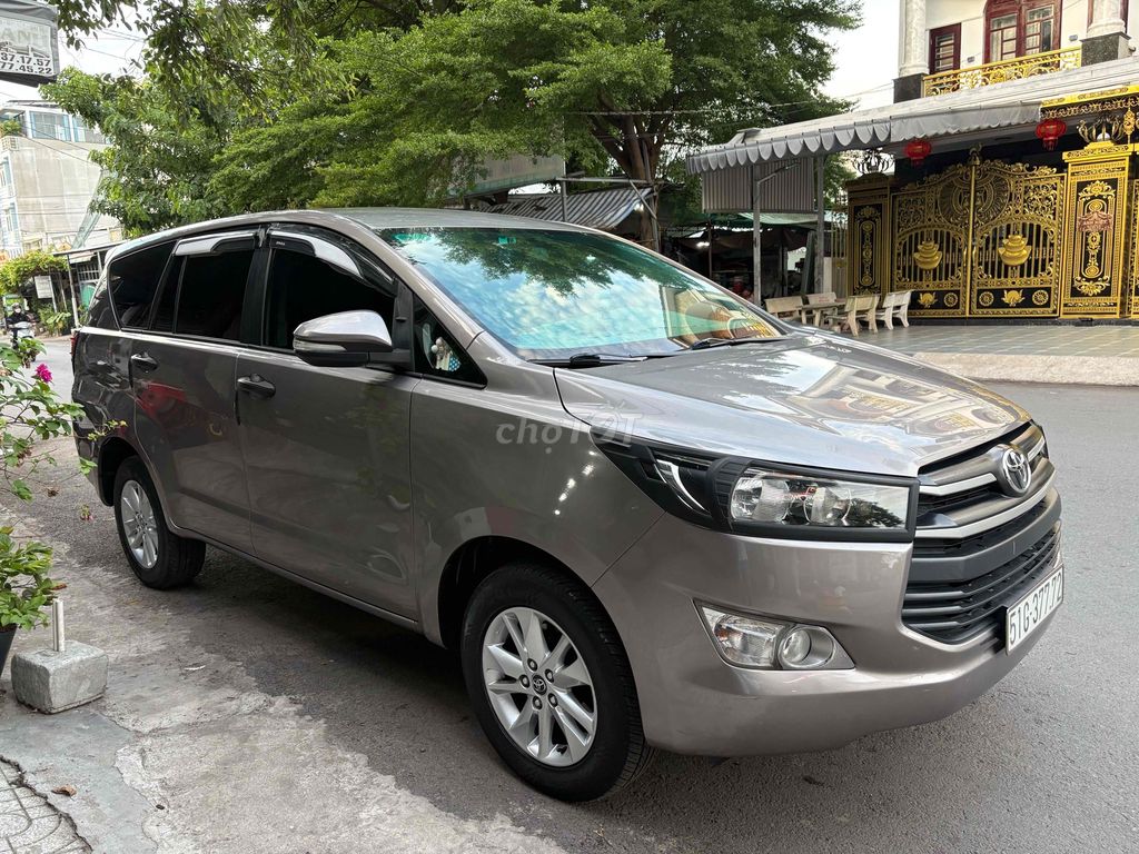 Toyota Innova 2.0G 2017 - ảnh 3