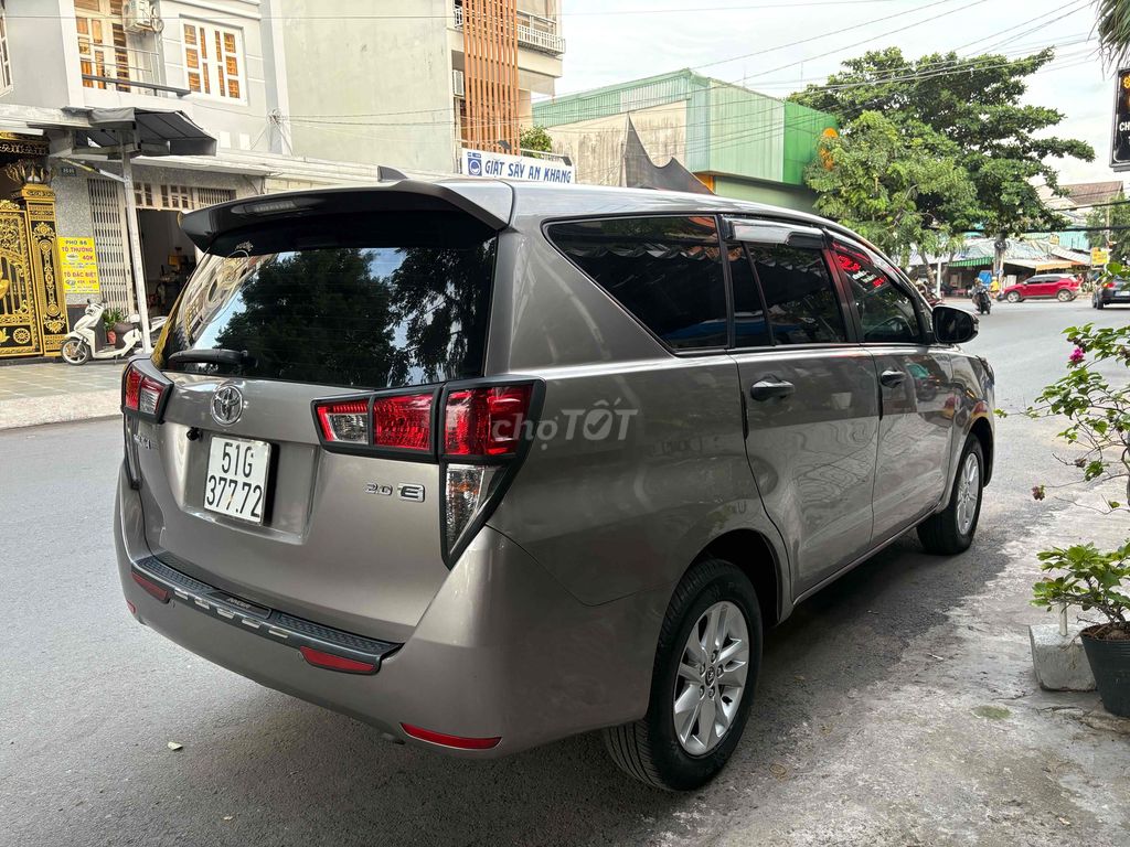 Toyota Innova 2.0G 2017 - ảnh 5