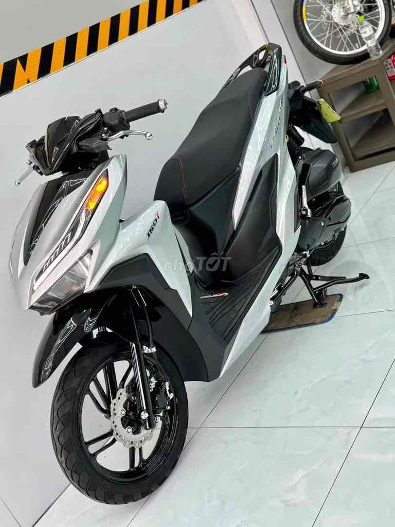 Honda Vario 2021 - ảnh 1