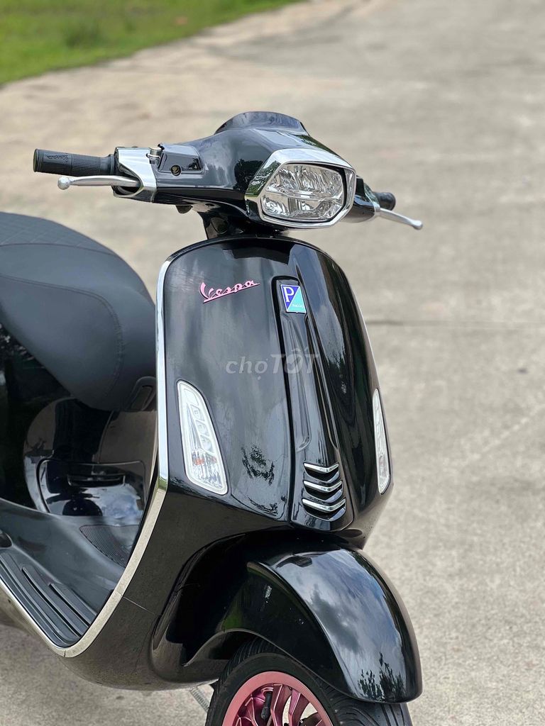 Piaggio Vespa 2018 - ảnh 1