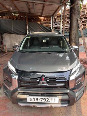 Mitsubishi Xpander Cross 2025 - ảnh 1