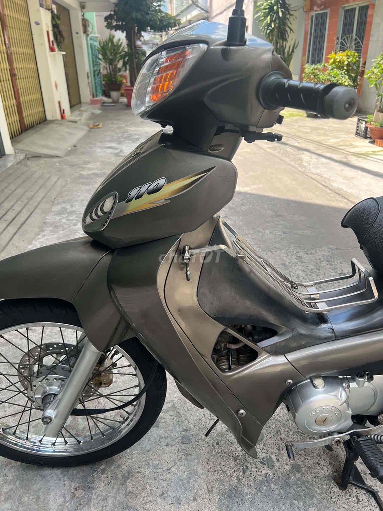 Honda Future 2001 - ảnh 4
