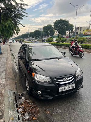 Hyundai Avante 2012 - ảnh 1